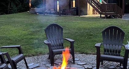 Warm Secluded Adirondack Chalet with Game Room and Bar/Lounge