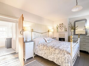 2 quartos, Wi-Fi de cortesia, roupa de cama