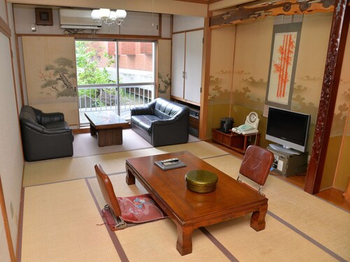 Showa Retro Spa Hotel Takasago Onsen