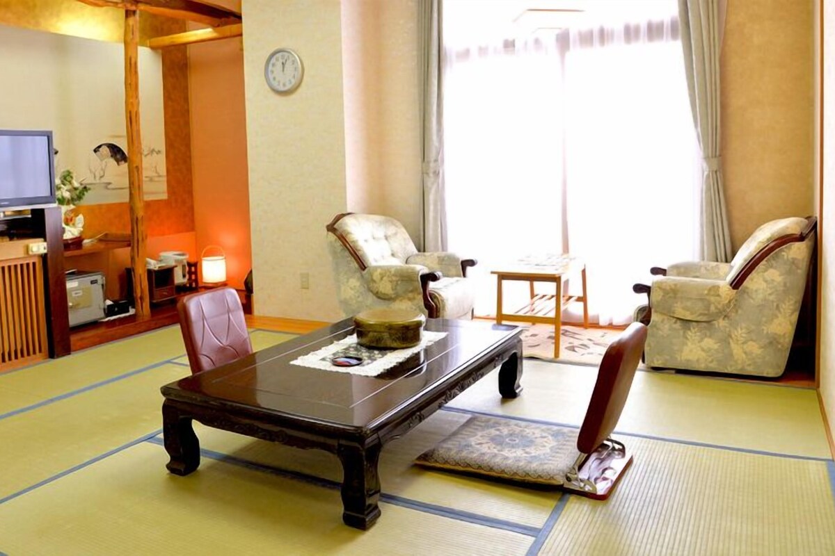 Japanese Style Room With Rock Bath For Two Guests