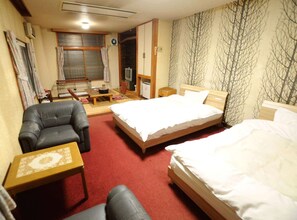 Unclassified image, 4 of 10, button - Showa Retro Spa Hotel Takasago Onsen (Asahikawa)