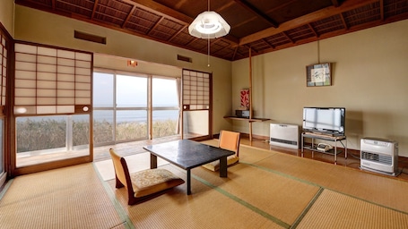 Interior. Sakataya Ryokan