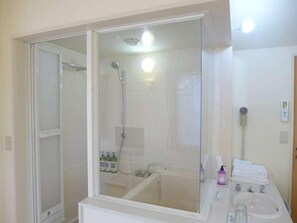 Bathroom - Porto Maison Rooms (Minamiboso)