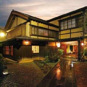 Exterior - Restaurant & Ryokan Tagoto (Aizuwakamatsu)