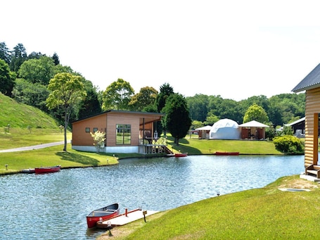 Lake. Green Park Santo