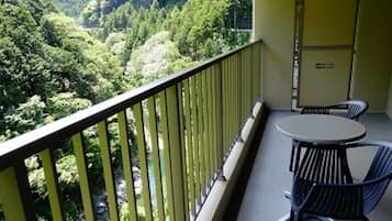 Tempat makan outdoor