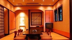 Unclassified image, 4 of 12, button - Rindou (Shizuoka)