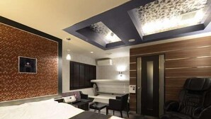 Ảnh chưa phân loại, 2 trong số 6 ảnh, nút