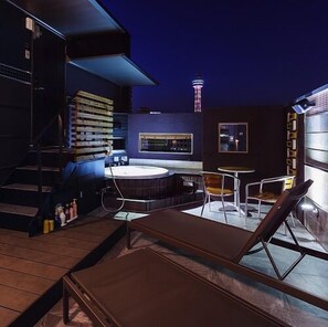 Outdoor spa tub - Hotel Feel (Yokohama)