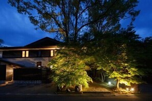 บริเวณภายนอก