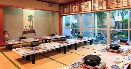 Tsushima no Kyodo wo Tanoshimu Ryokan Banshokaku