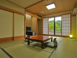 Room - Yamanamiso (Ikusaka-mura)