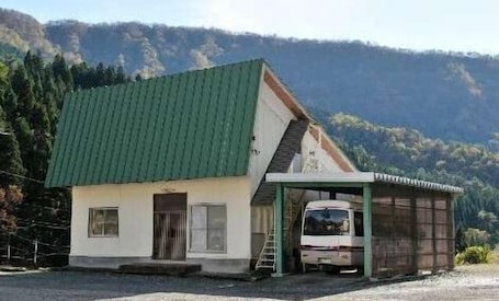 Exterior. Amago no Yado