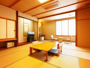 Room - Takamuro Suikouen (Tono)