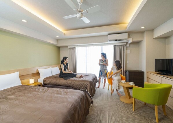 Room - Yenns Marina Inn Mercy (Ginowan)