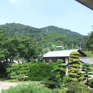 숙박 시설 구내