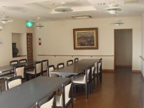 Unclassified image, 3 of 25, button - Well Goshikihama Resort Center (Sumoto)