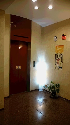 Interior - Sunrise Hotel (Ryugasaki)