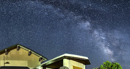 Chokai Kokutei Koen Yunodai Onsen Chokai Sanso