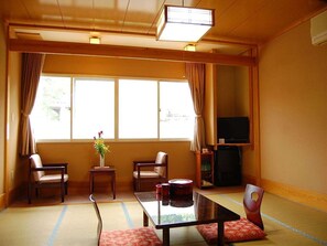 Living area - Echigoya Ryokan <miyagiken> (Osaki)