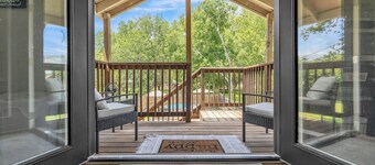 1-bedroom vacation home just 14 minutes from Comal River Perfect Romantic Escape