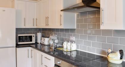 Riverside Cottage - UK32405