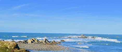 靠近海滩