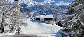 Cosy apartment for 6 guests with WIFI, TV and balcony