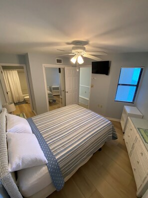 2 bedrooms, Internet, bed sheets