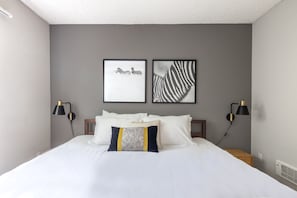 1 chambre, fer et planche Ă repasser, Wi-Fi, draps fournis