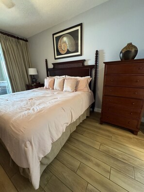 2 chambres, fer et planche à repasser, lit parapluie, Wi-Fi gratuit