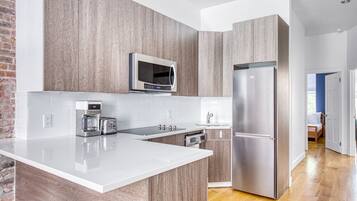 Fridge, microwave, oven, dishwasher