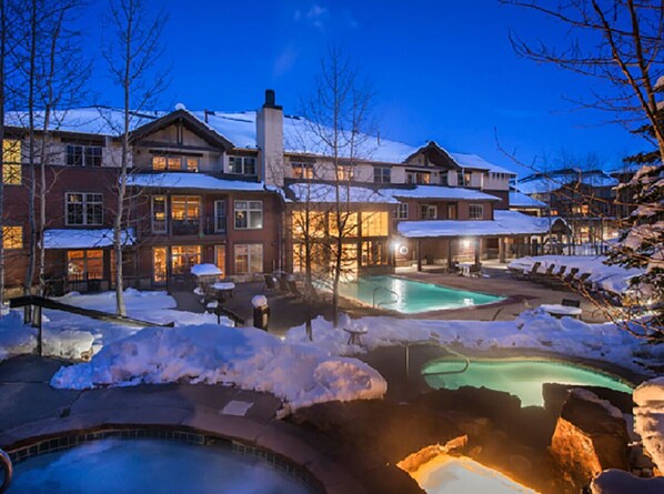 Indoor pool, outdoor pool