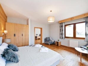 1 Schlafzimmer, Schreibtisch, WLAN