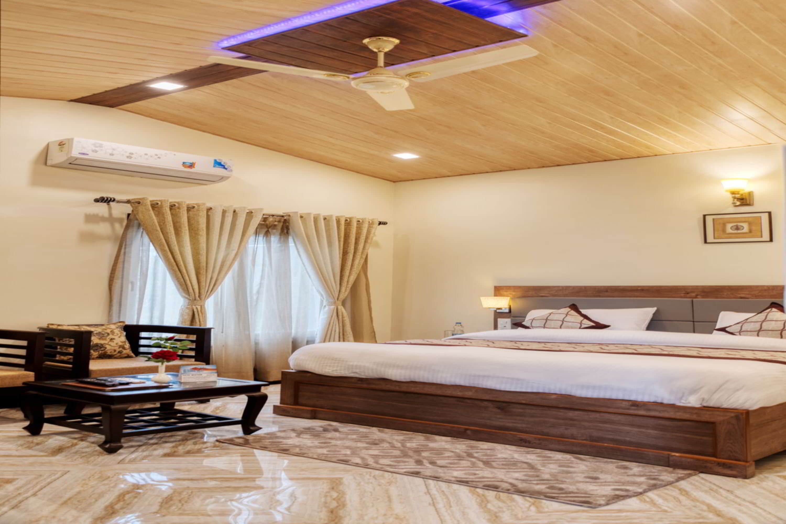 Deluxe Double Room | Premium bedding, bed sheets