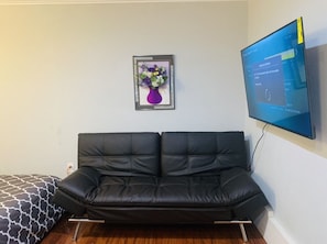 1 habitación, tabla de planchar con plancha, wifi y ropa de cama