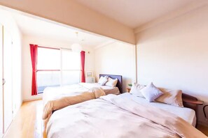 Habitación con 1 cama doble o 2 individuales, no fumadores | Tabla de planchar con plancha y wifi gratis