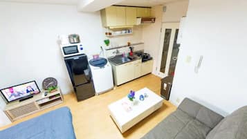 Double or Twin Room, Non Smoking | In-room dining