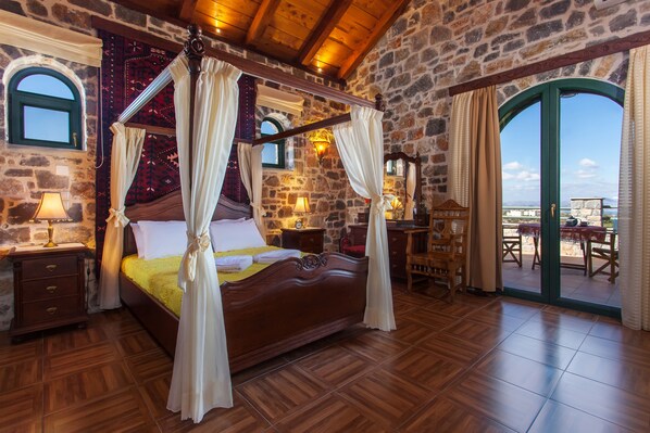 3 makuuhuonetta, silitysrauta/-lauta, ilmainen Wi-Fi, vuodevaatteet