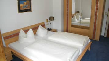1 bedroom, travel crib, WiFi, bed sheets