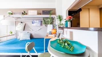 Apartamento, para não fumantes | Sala de estar | TV de tela plana