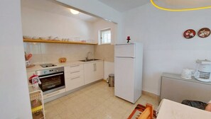 Apartment (Two Bedroom Apartment) | Private kitchen