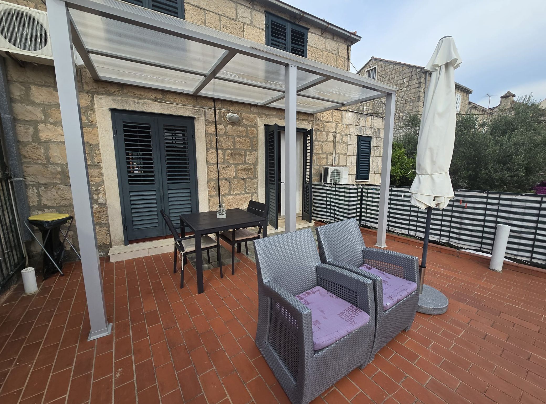 Apartment (One Bedroom Apartment) | Terrace/patio