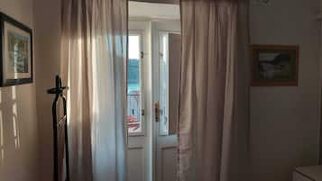 Huoneisto (One Bedroom Apartment) | Ulkopuoli