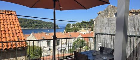 Appartement (One Bedroom Apartment) | Terras