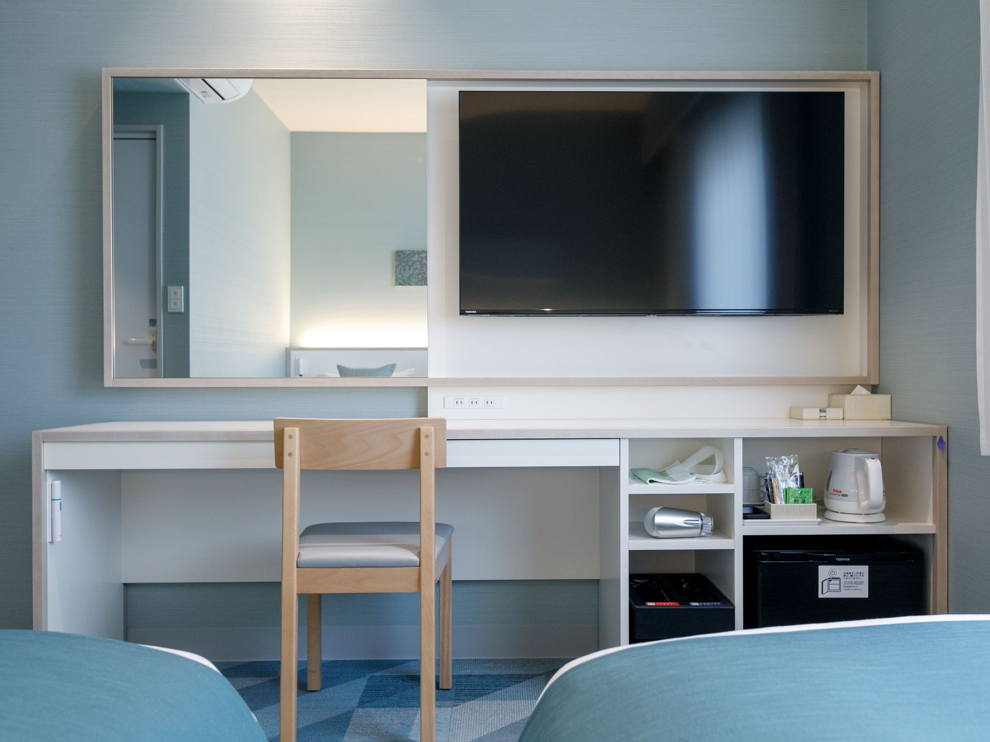 standard twin room, non smoking | desk, iron/ironing board, free wifi, bed sheets