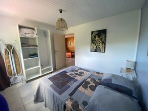 1 bedroom, iron/ironing board, WiFi, bed sheets