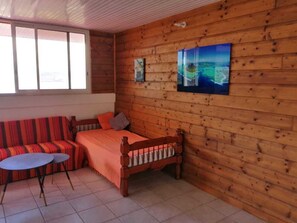 1 bedroom, iron/ironing board, WiFi, bed sheets - Topaz blue - breathtaking view - Les Anses d'Arlet (Les Anses d Arlet)