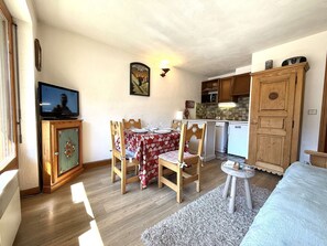 TV