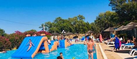 Piscine extérieure, piscine chauffée